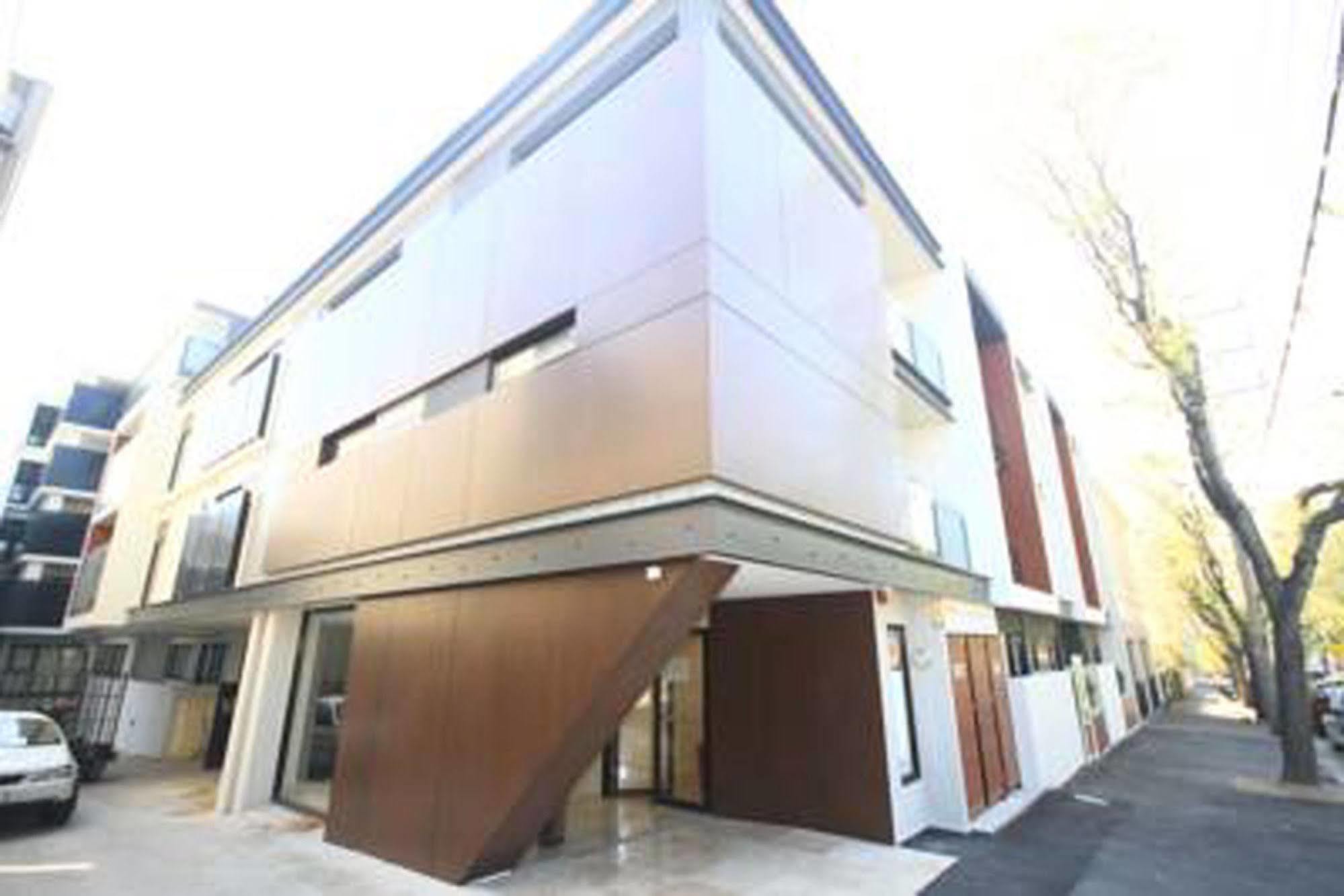 Aparthotel Rnr Serviced North Melbourne