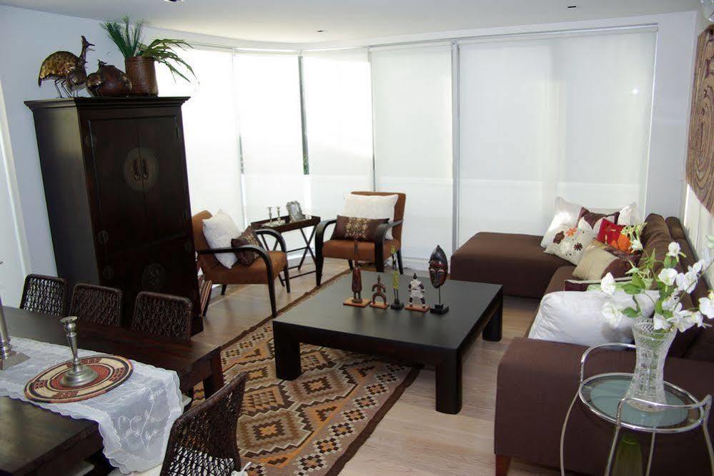 Apartment Boutique - Lalique *