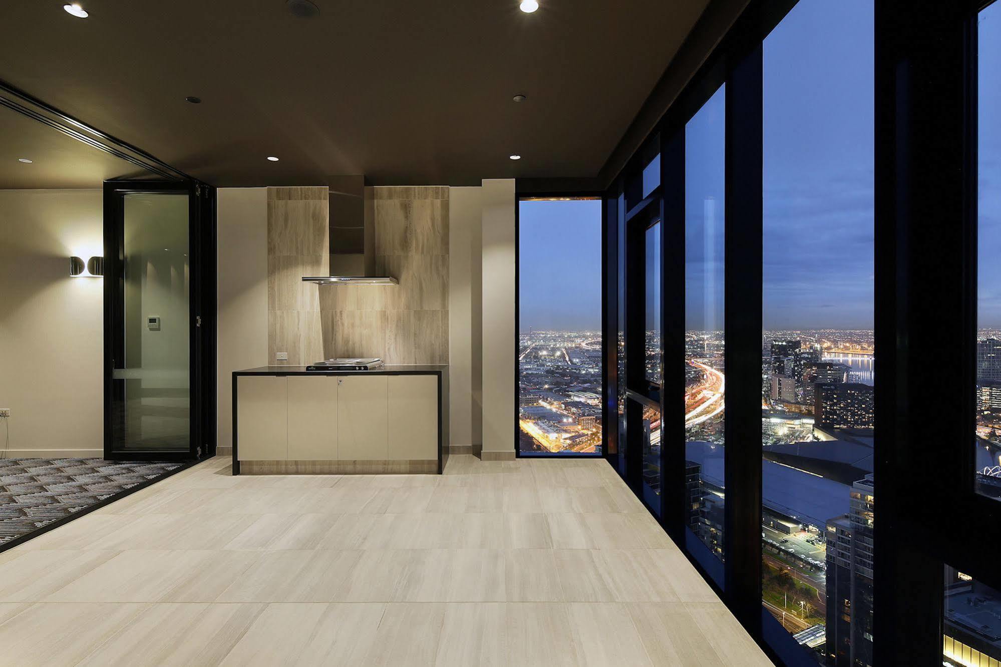 Aparthotel Serviced Apartments Melbourne - Platinum 4*