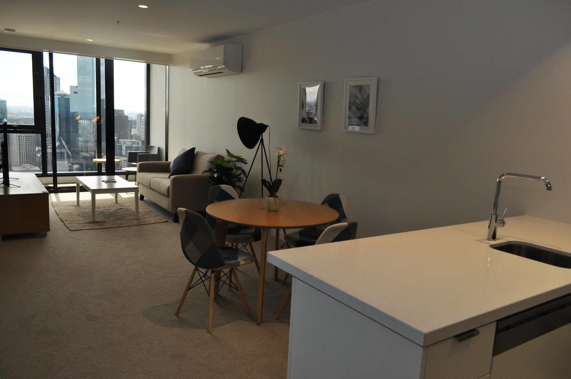 Serviced Apartments Melbourne - Platinum 4*