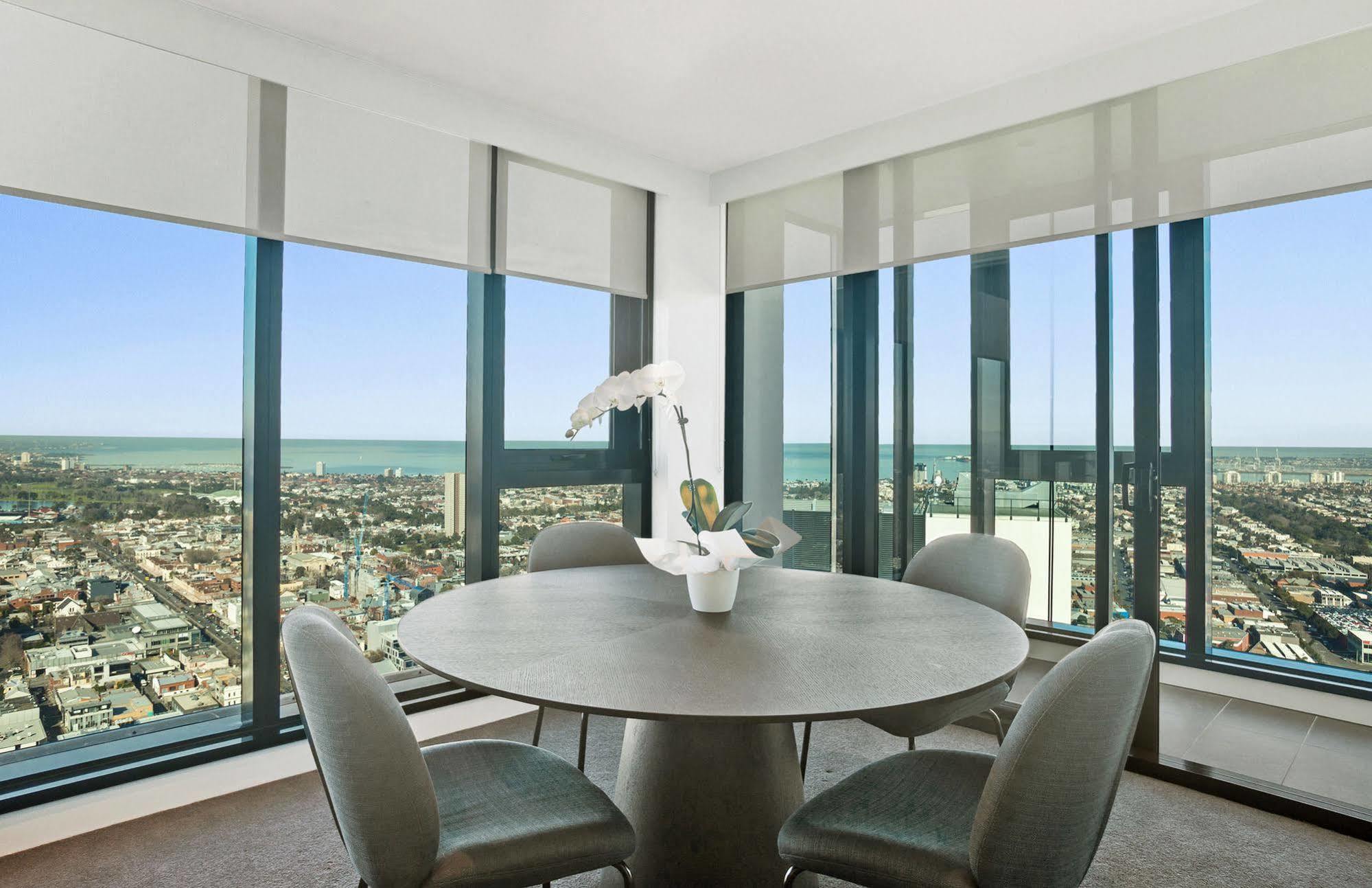 Serviced Apartments Melbourne - Platinum Aparthotel