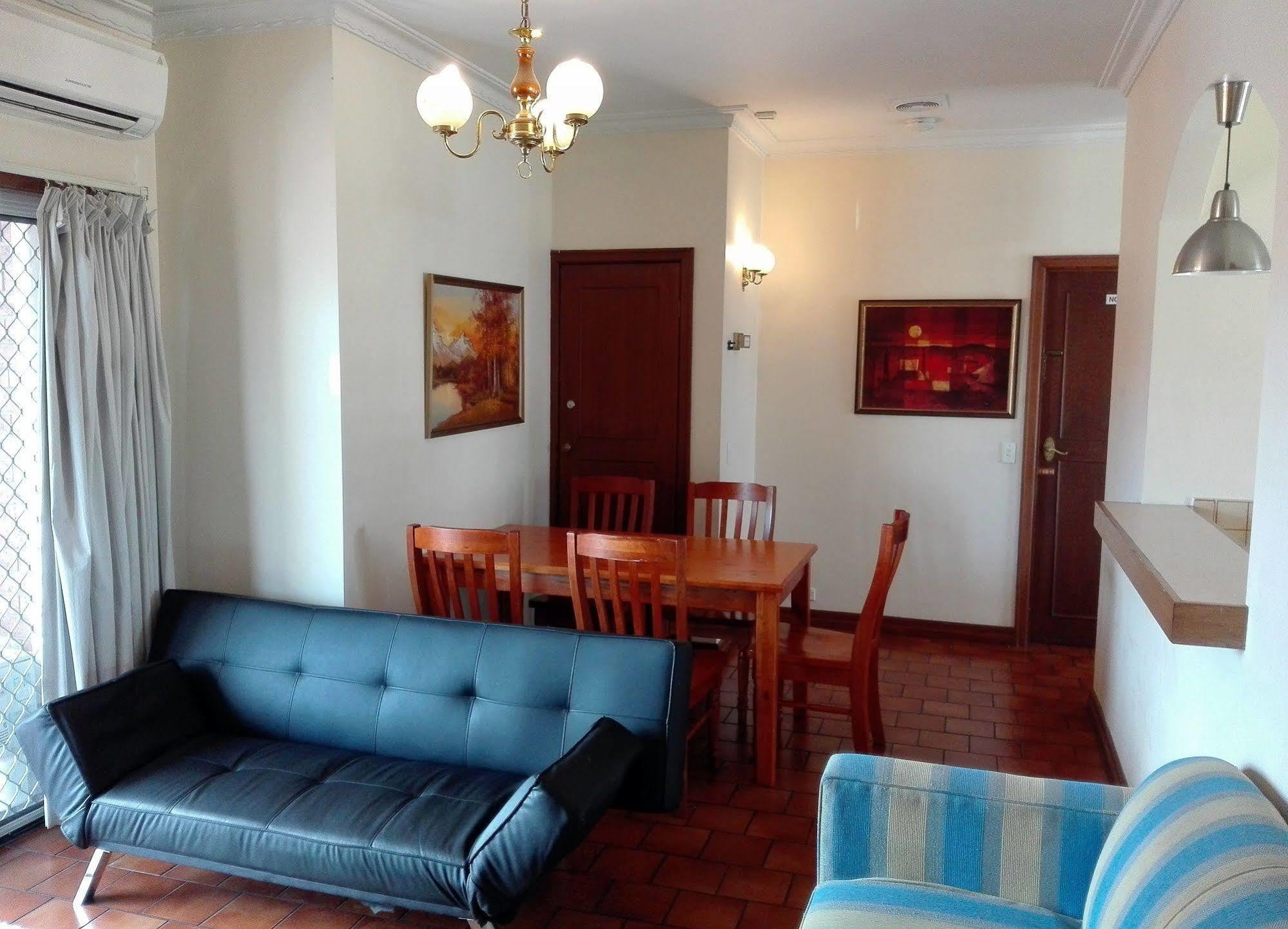 Glen Hotel