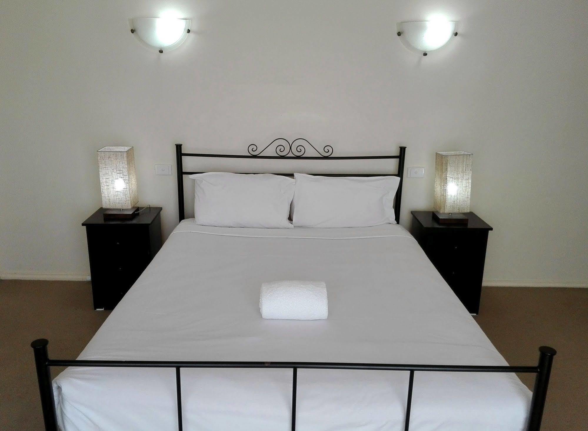 Glen Hotel Melbourne