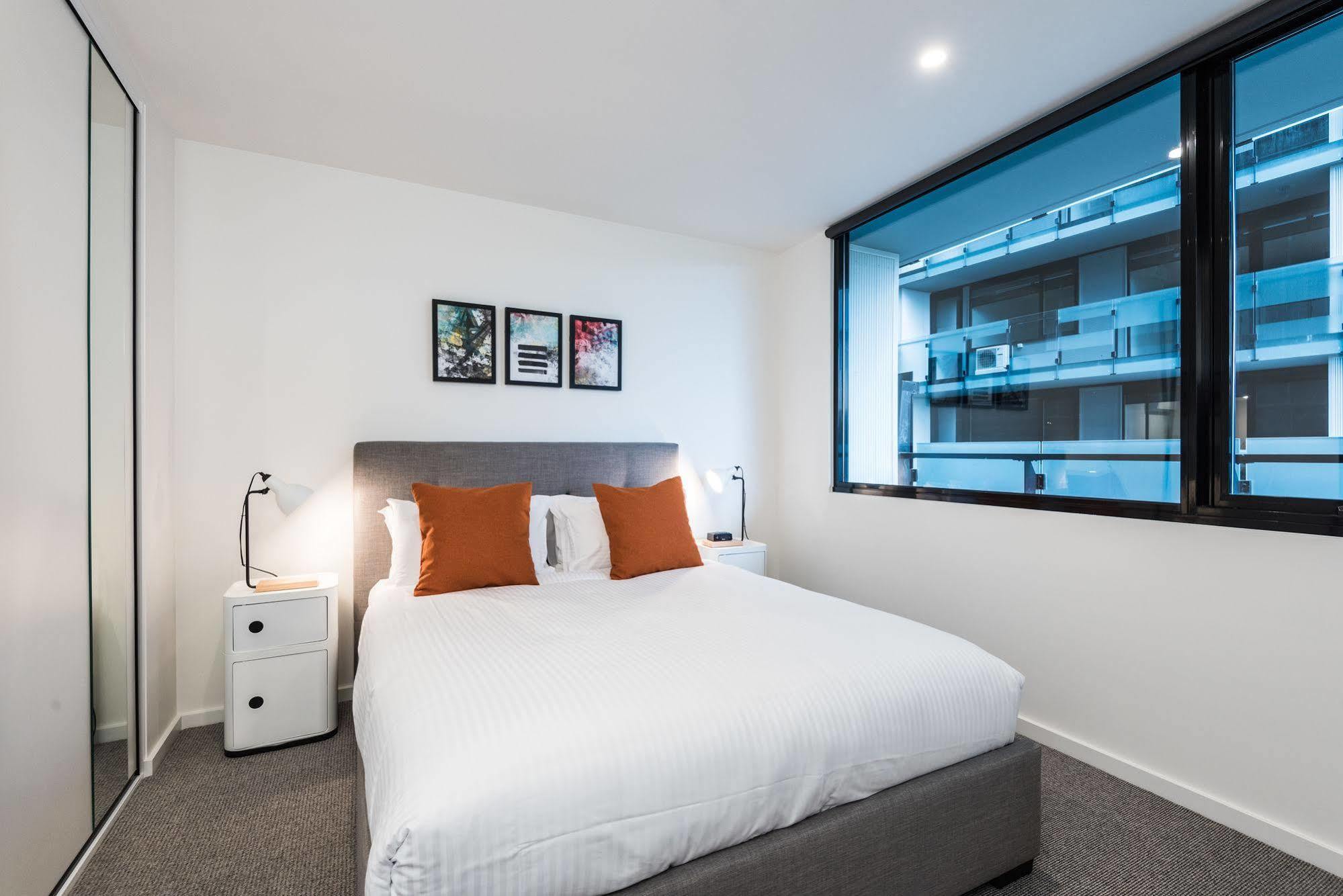 Aparthotel Playhouse Abbotsford