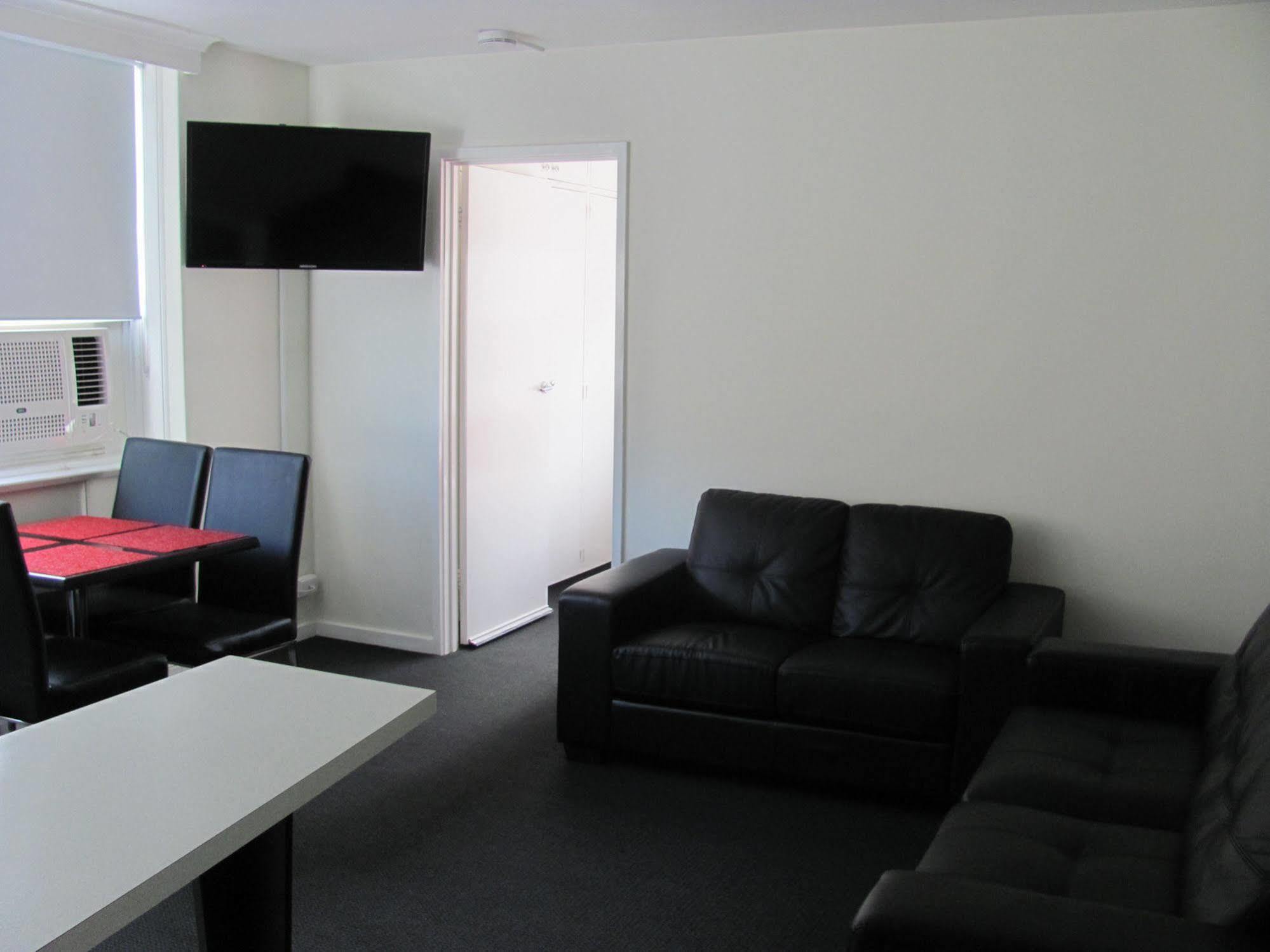 Apartment On Flemington Melbourne