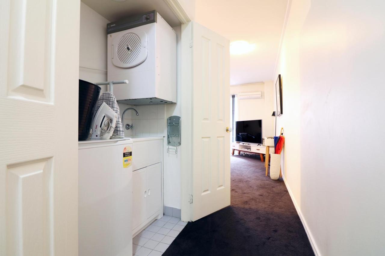 Mayford - Long Stay Rates, Pool, Gym, Parking Melbourne