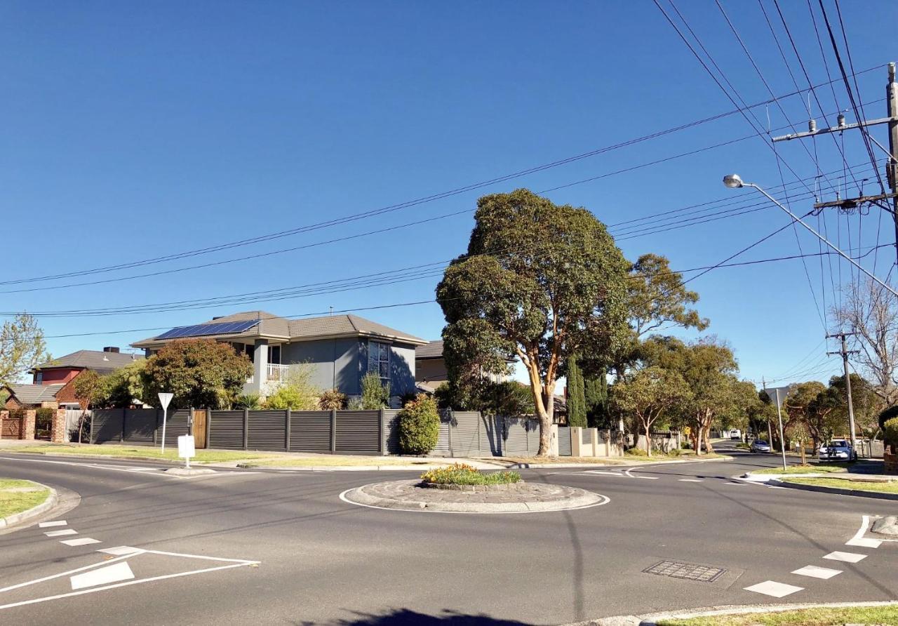Pride Bentleigh With Private Garden Apartment Melbourne