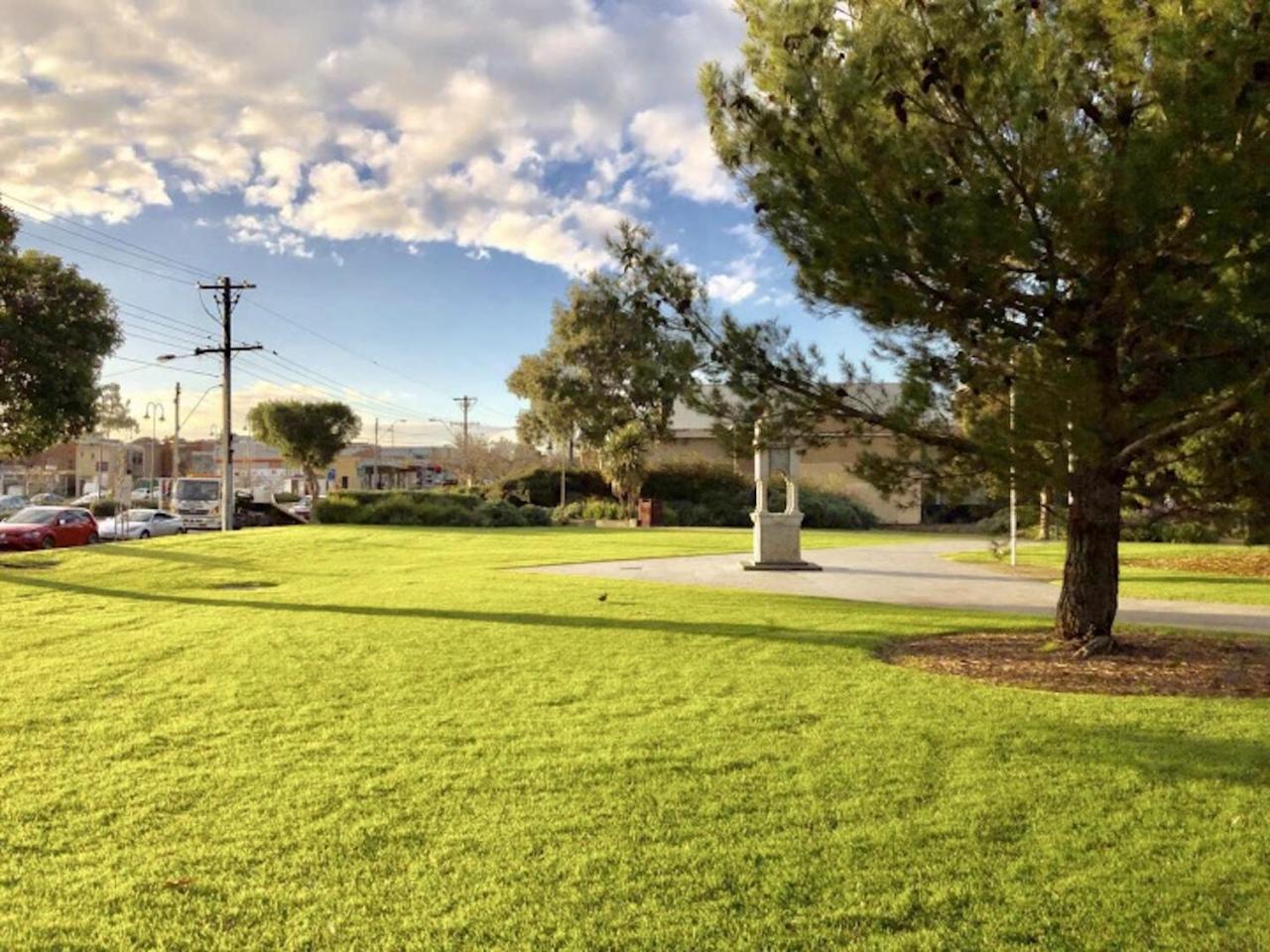 Pride Bentleigh With Private Garden Melbourne