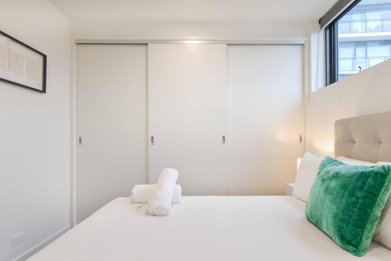 Homely Getaways @ Albert Park * Melbourne