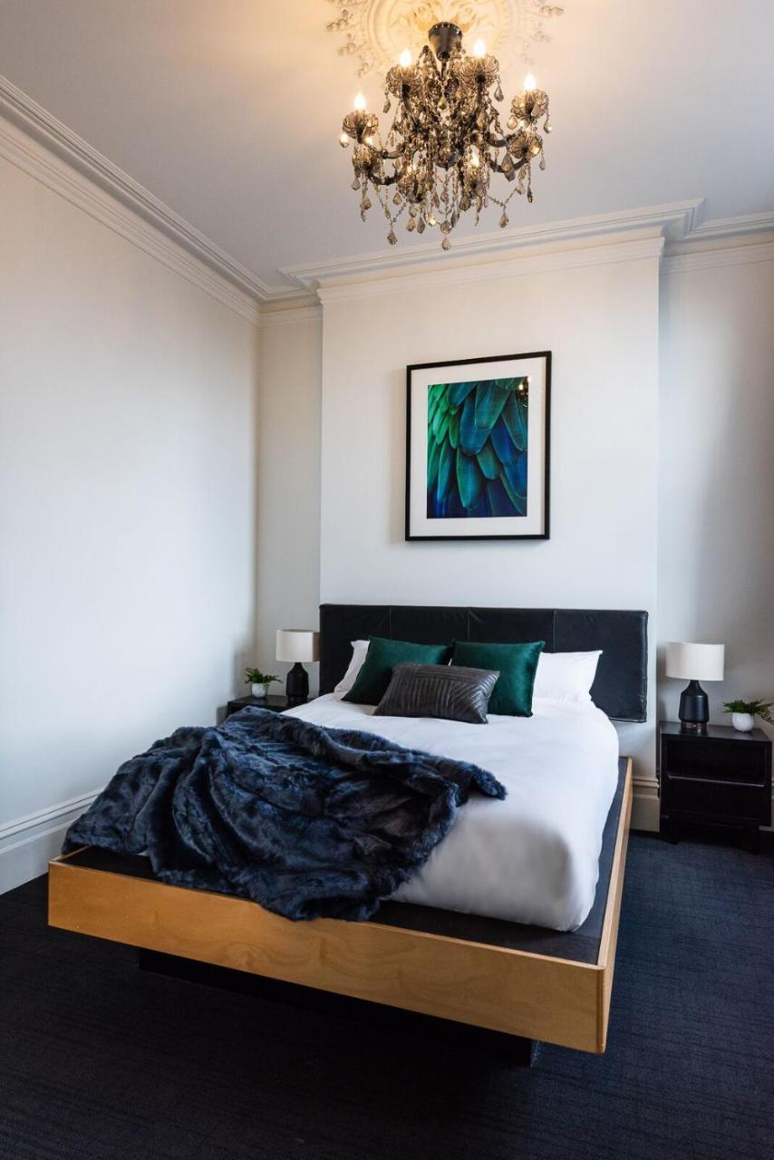 East Brunswick Hotel