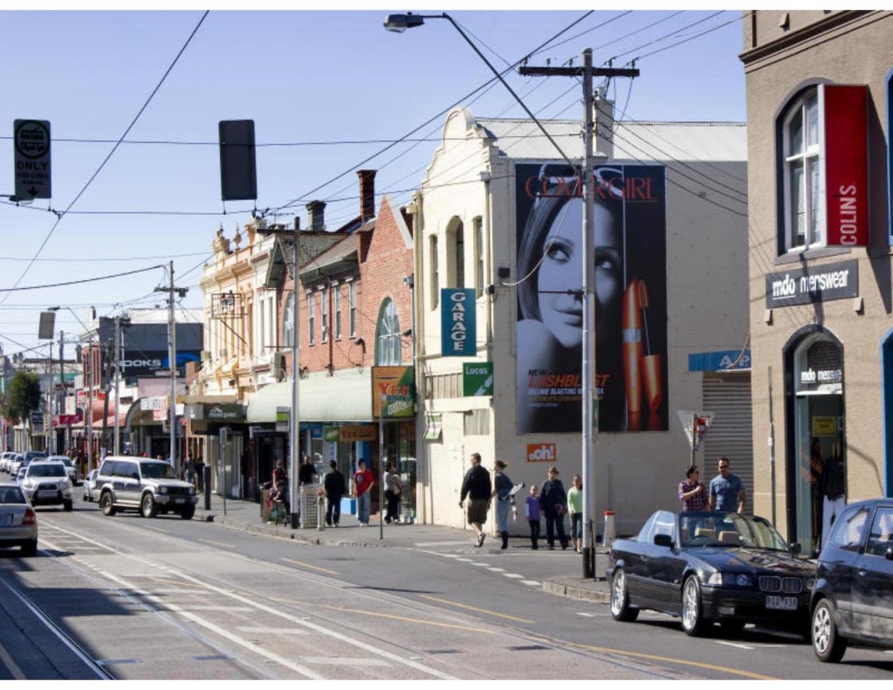 Chic Warehouse In Hipster, Foodie Hub Melbourne