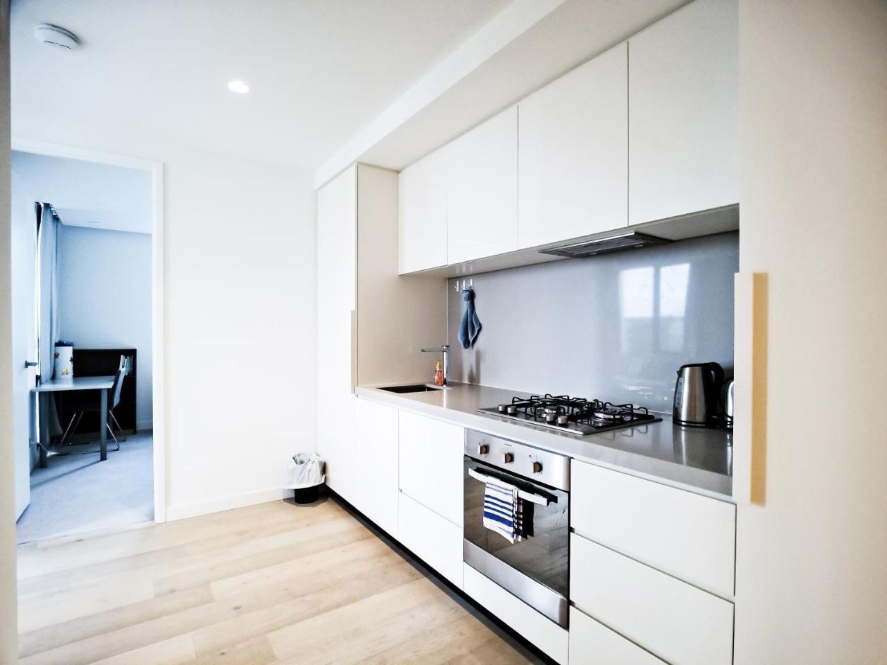 Apartment Empire Tower *