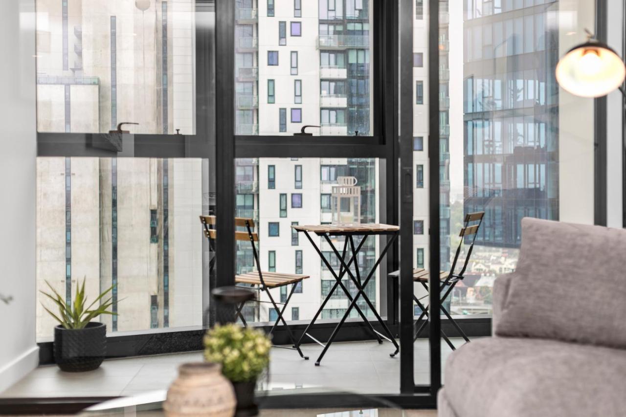 Apartment Complete Host Shadowplay Melbourne