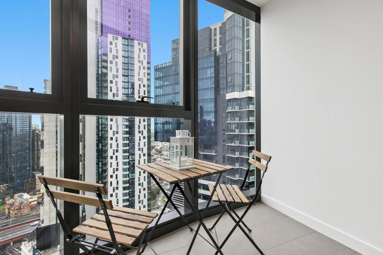 Complete Host Shadowplay Apartment