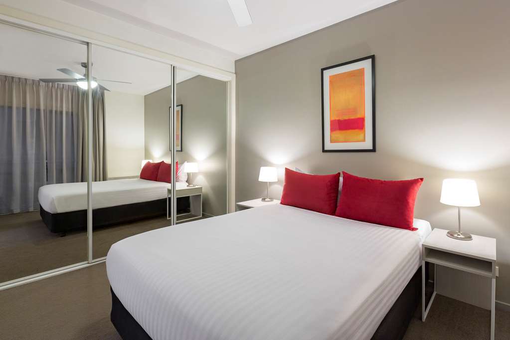 Adina St Kilda Aparthotel