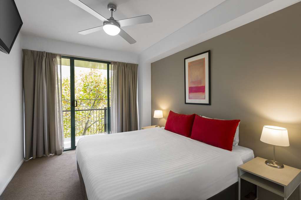 Adina St Kilda Aparthotel