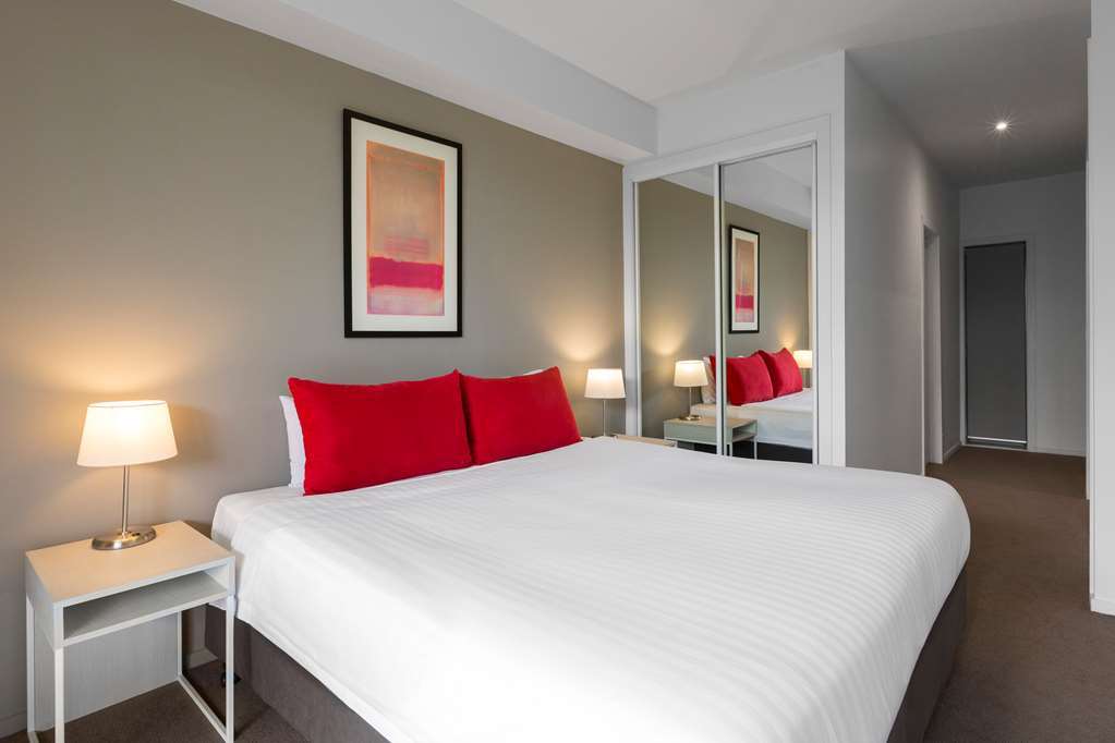 Aparthotel Adina St Kilda 4*
