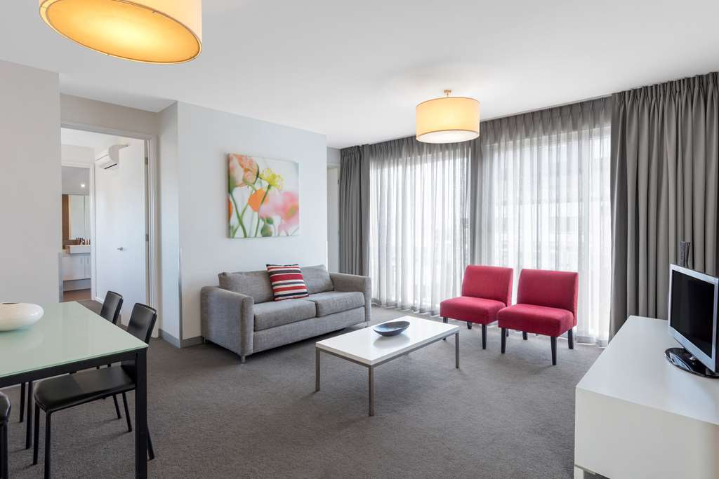 Adina St Kilda Aparthotel