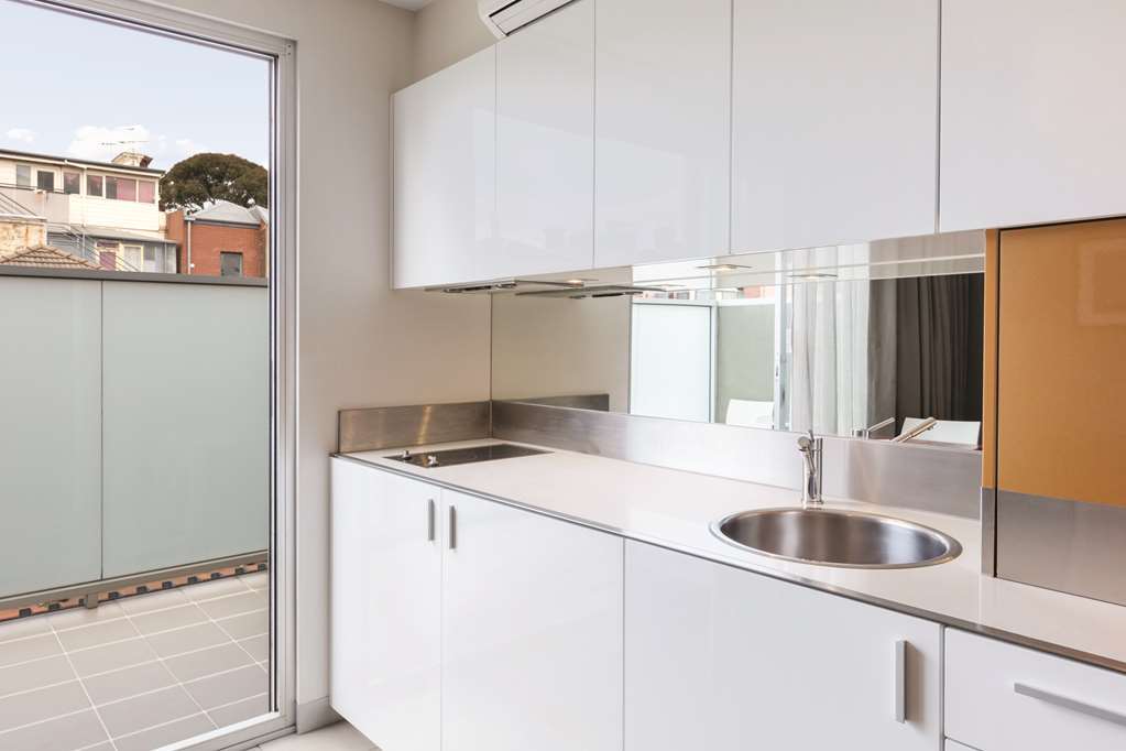 Aparthotel Adina St Kilda 4*