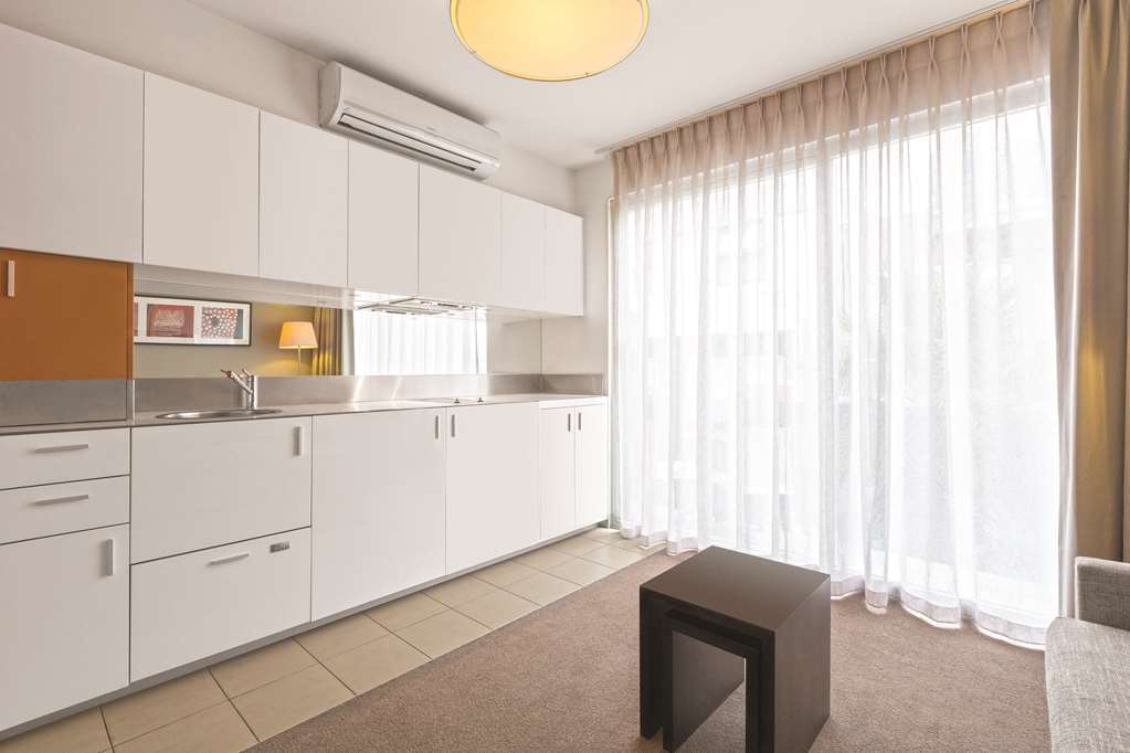 Adina St Kilda 4*