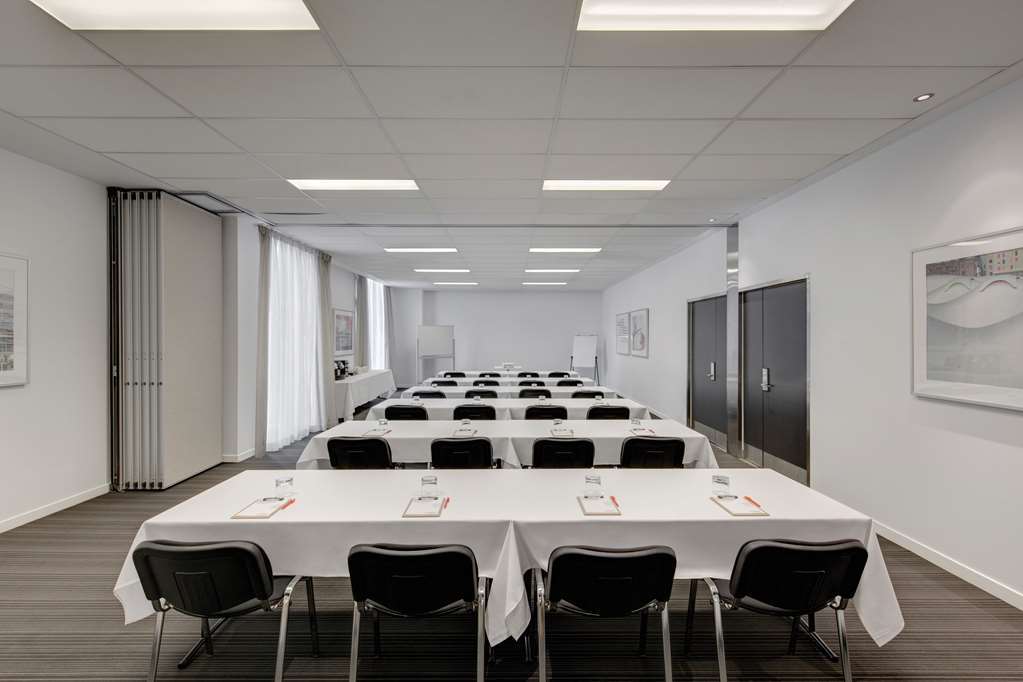 Hotel Travelodge Docklands Melbourne
