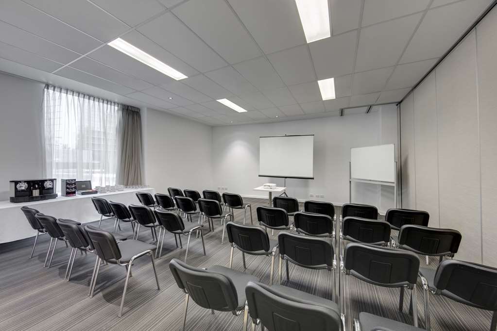 Travelodge Docklands Melbourne