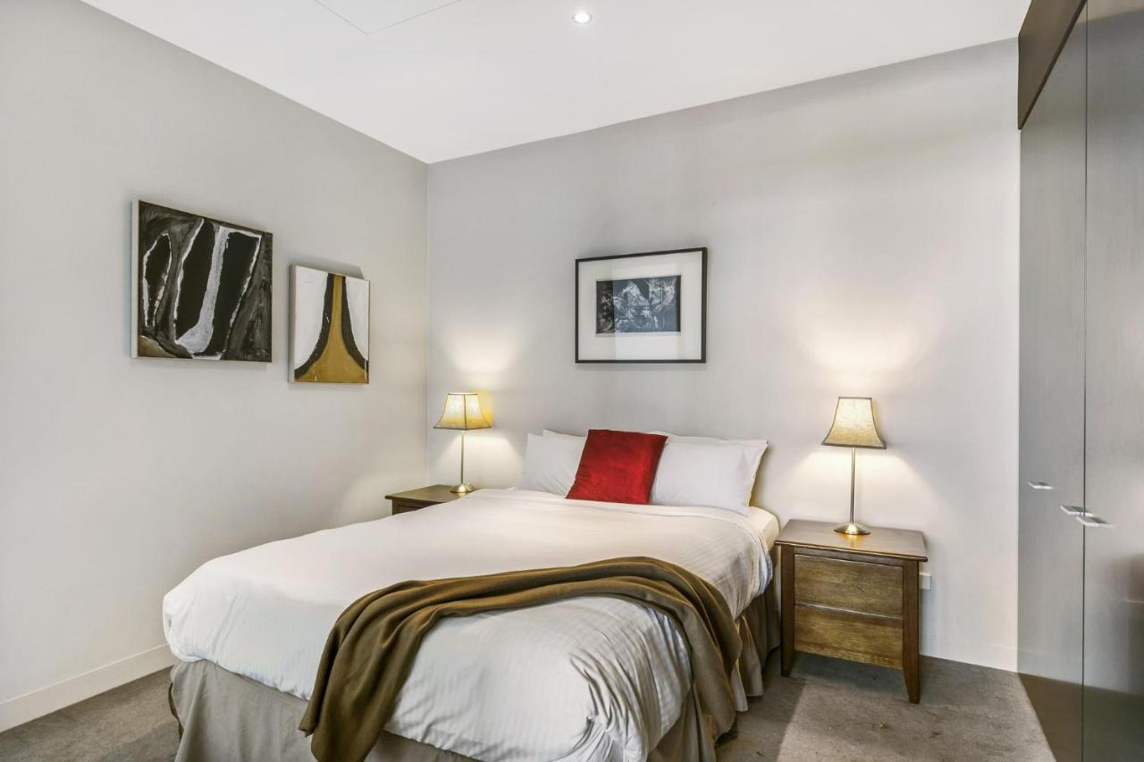Historic Art Deco Pad For Food And Art Lovers Apartment