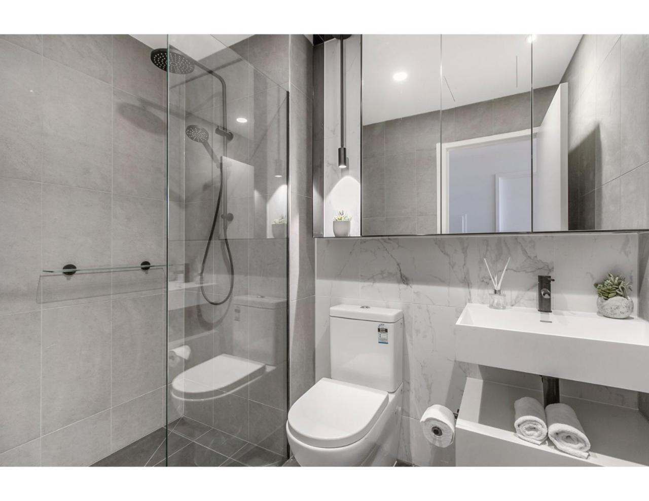 Cosy Walking Distance From Everything Apartment