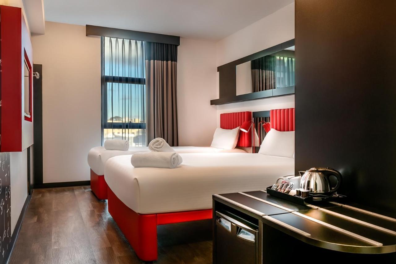 Essence Carlton Hotel Melbourne