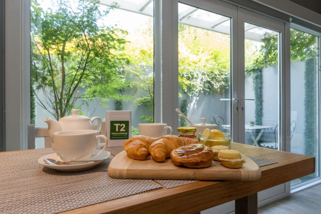 Bed & Breakfast Sailaway House Melbourne
