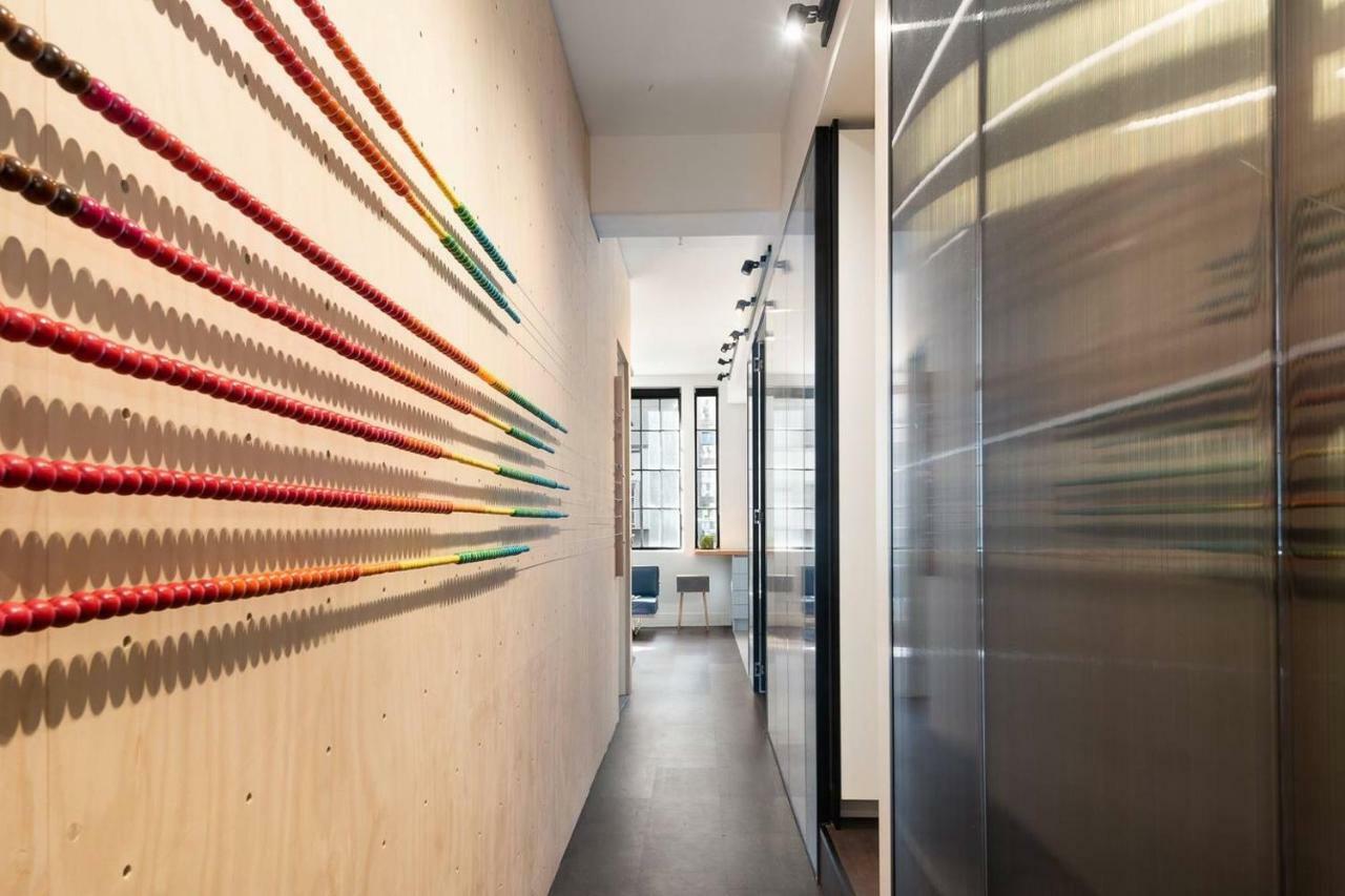 Spacious Designer Warehouse Cbd Apartment *