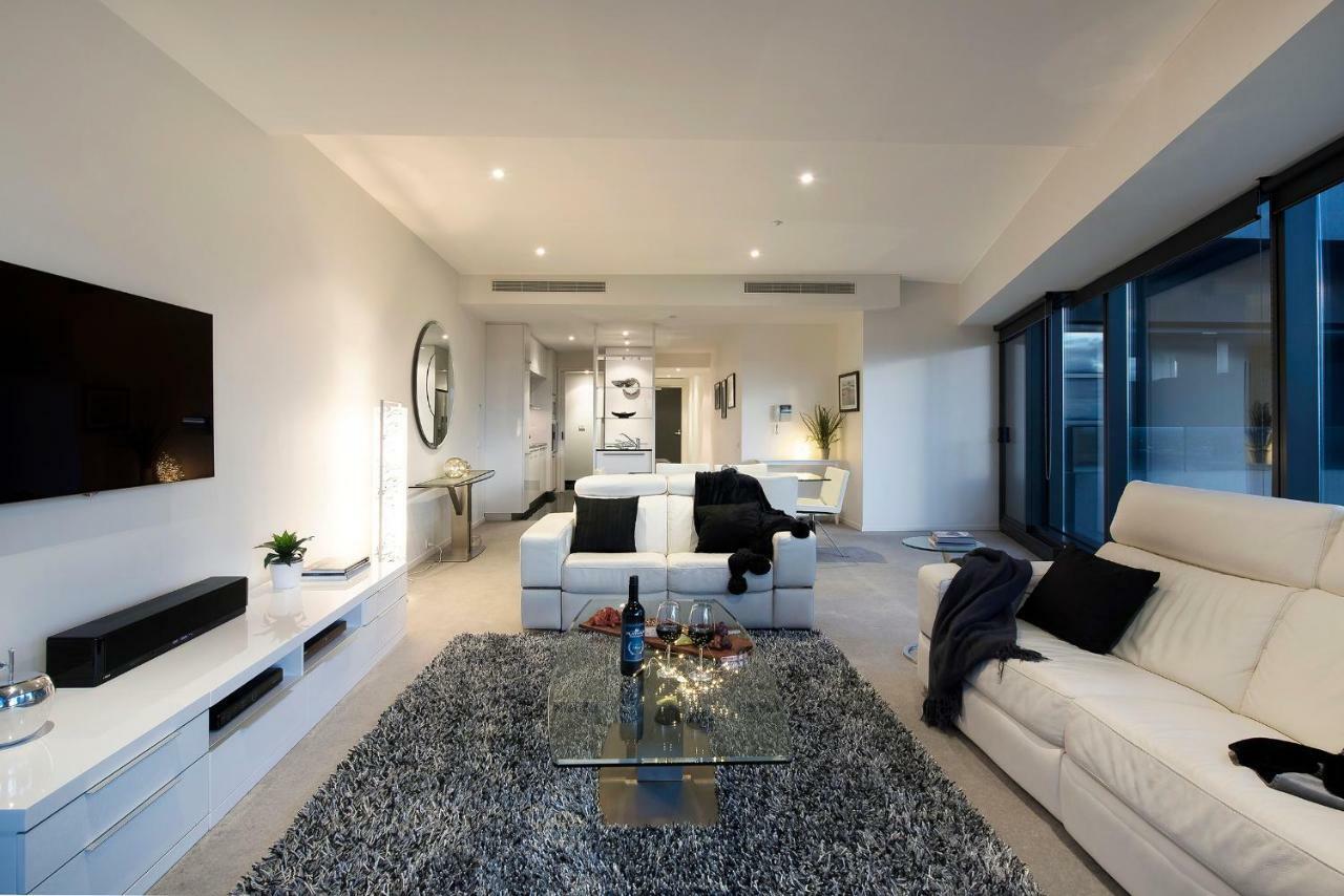 Eureka Tower Apartment *