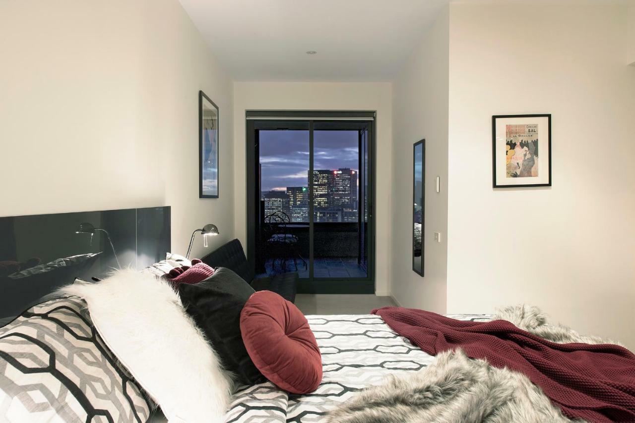 Eureka Tower Apartment
