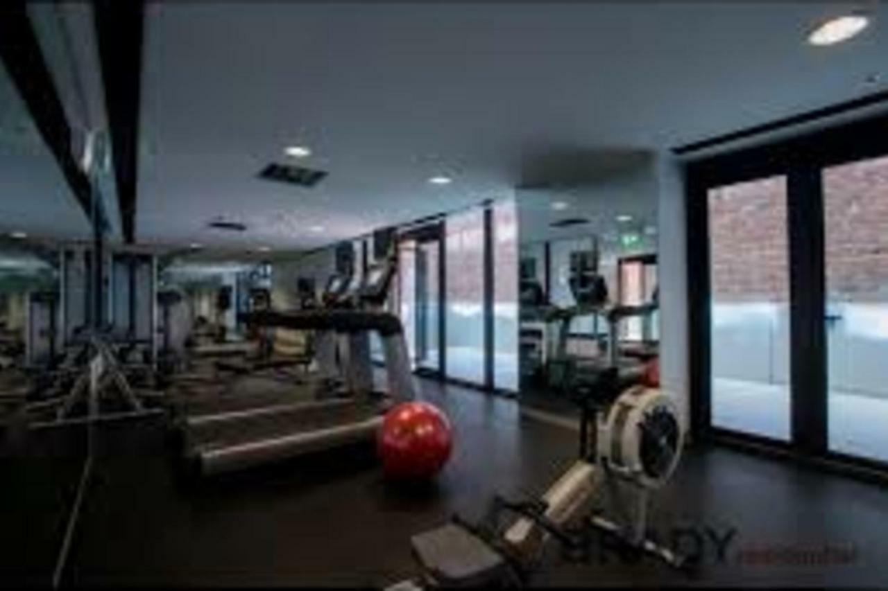 Star - Central City Location - Sleeps 5 Apartment Melbourne
