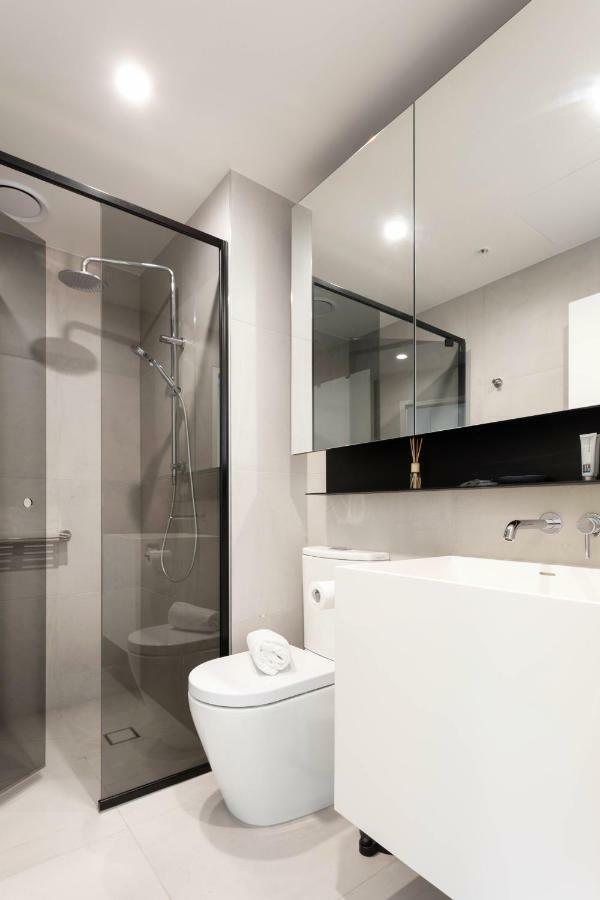 South Yarra View With Car Park, Amazon Alexa, Spotify, Netflix, And Wifi Apartment *