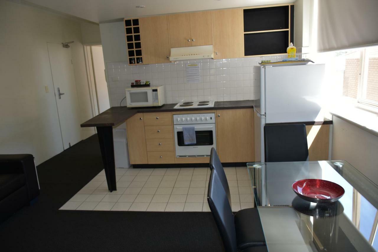 Apartment On Flemington *
