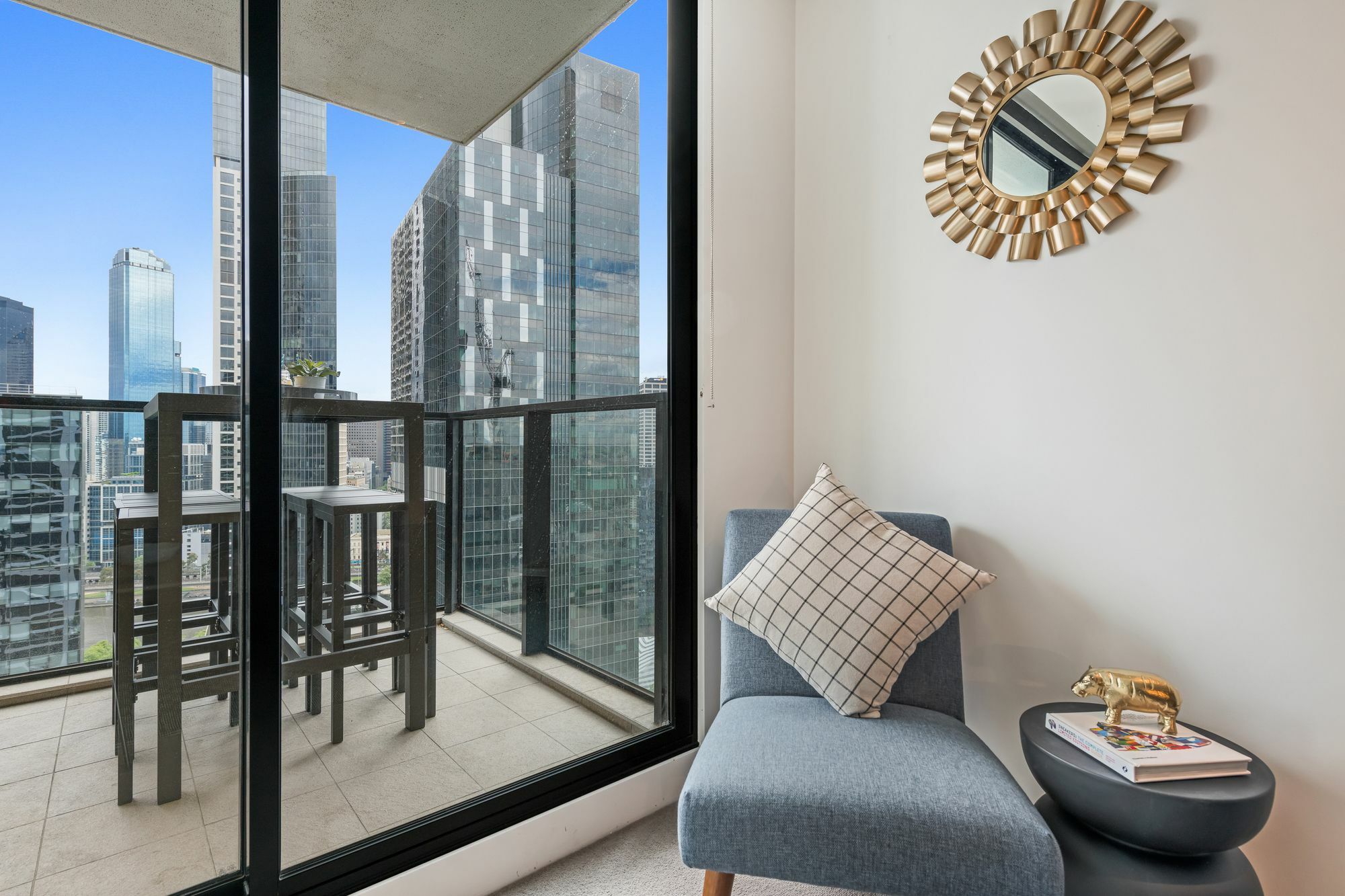Sanctuary - Wrap Apartment Melbourne