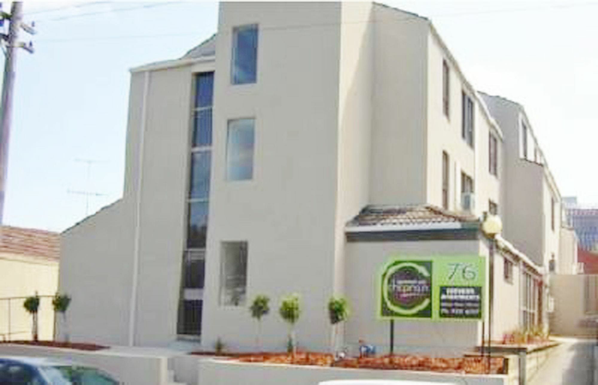 Aparthotel On Chapman 4*