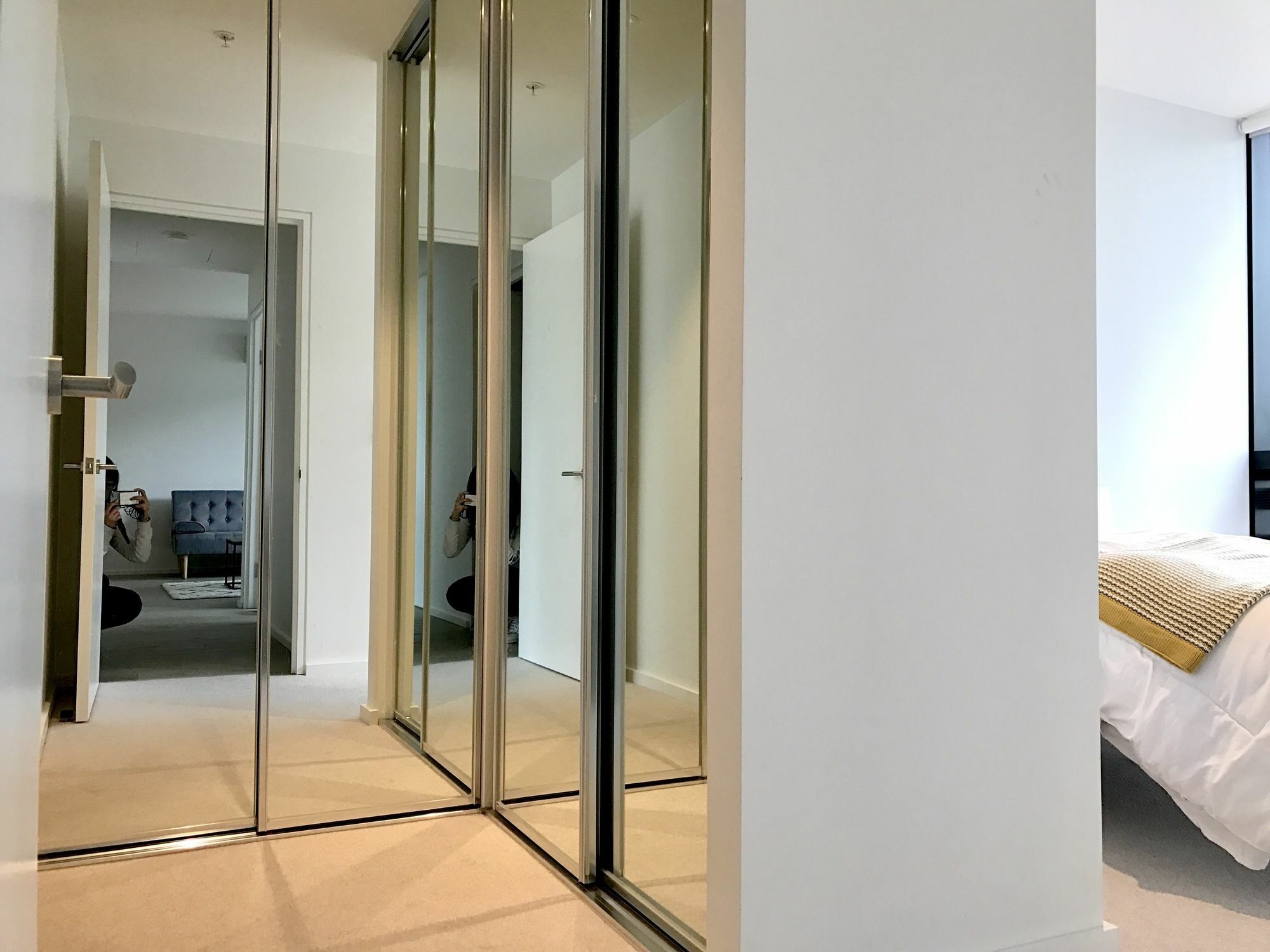 Apartment Urbanminder @ 889