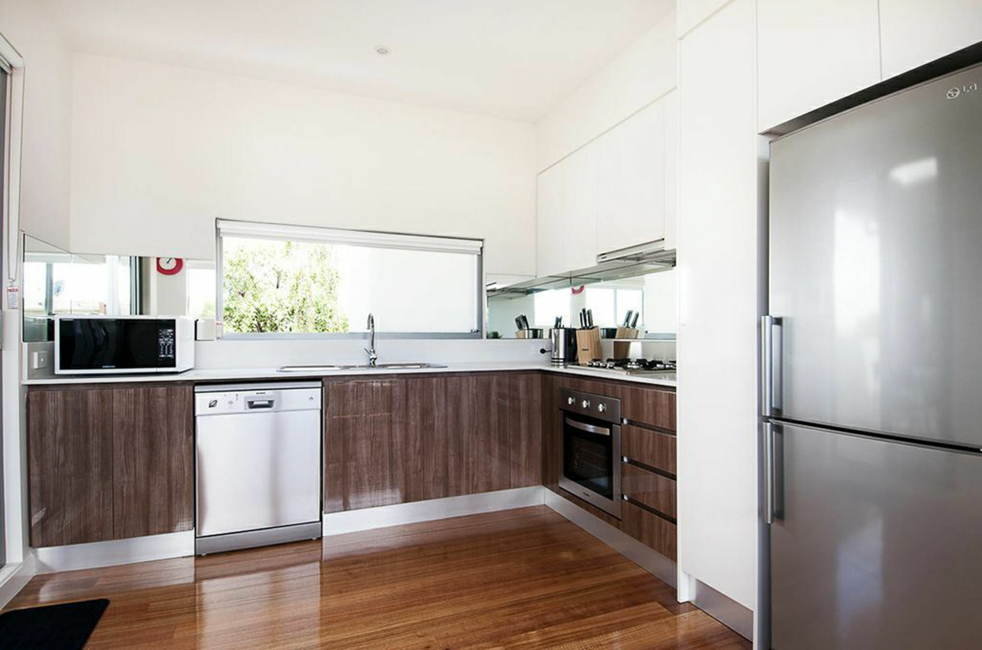 Position Perfect Apartment