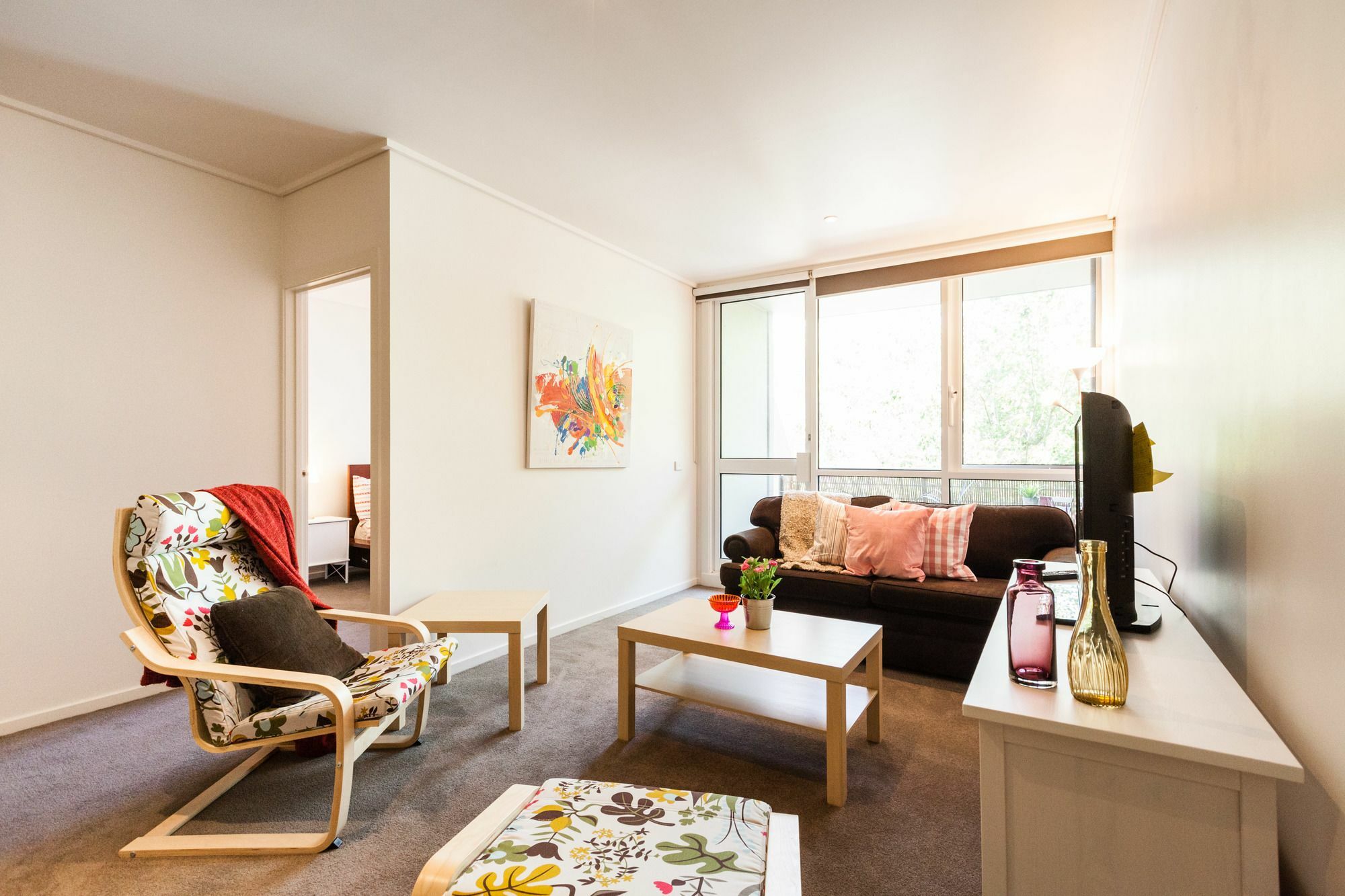 Naomi, 2bdr South Apartment