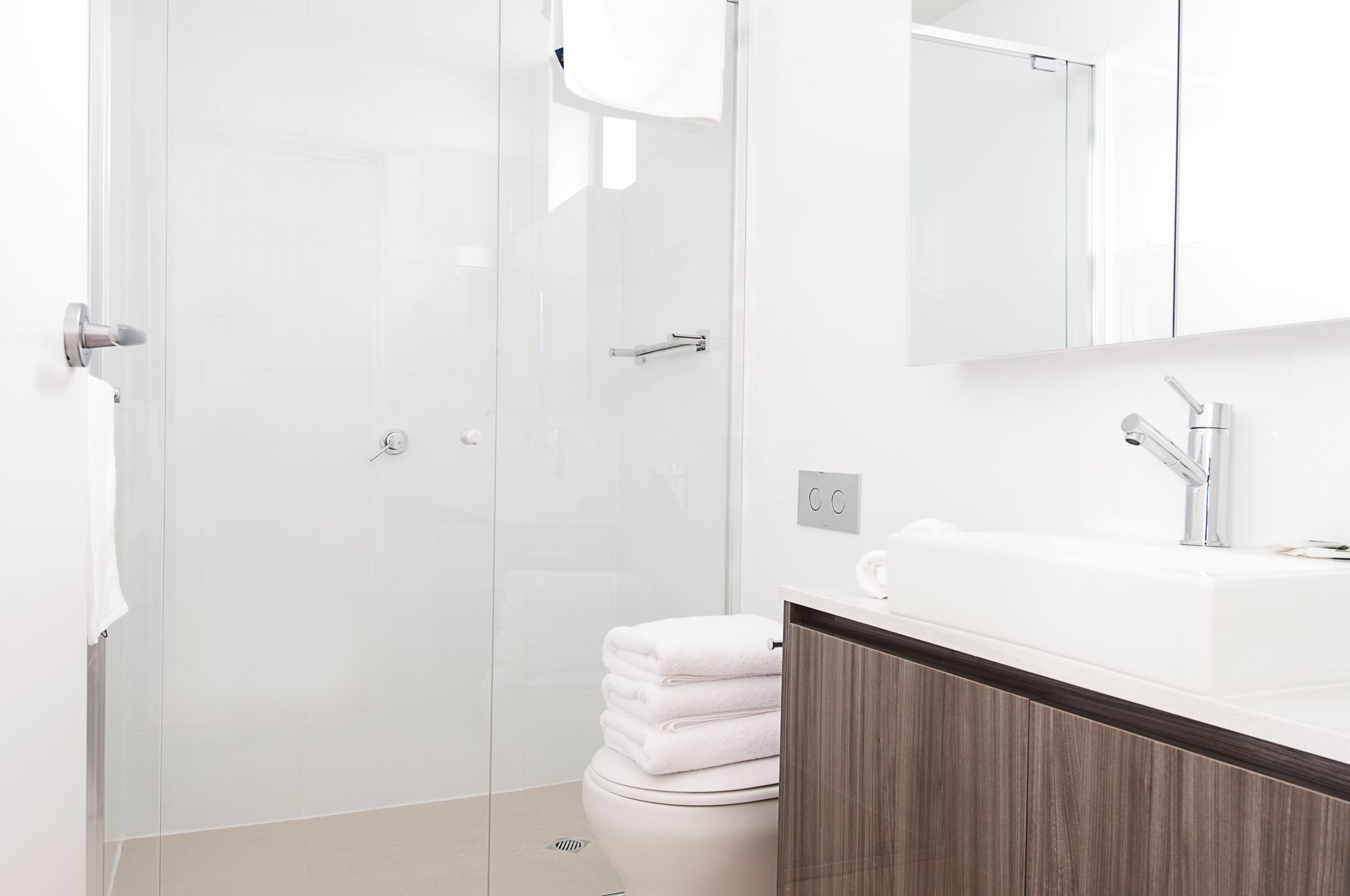 Position Perfect Apartment Melbourne
