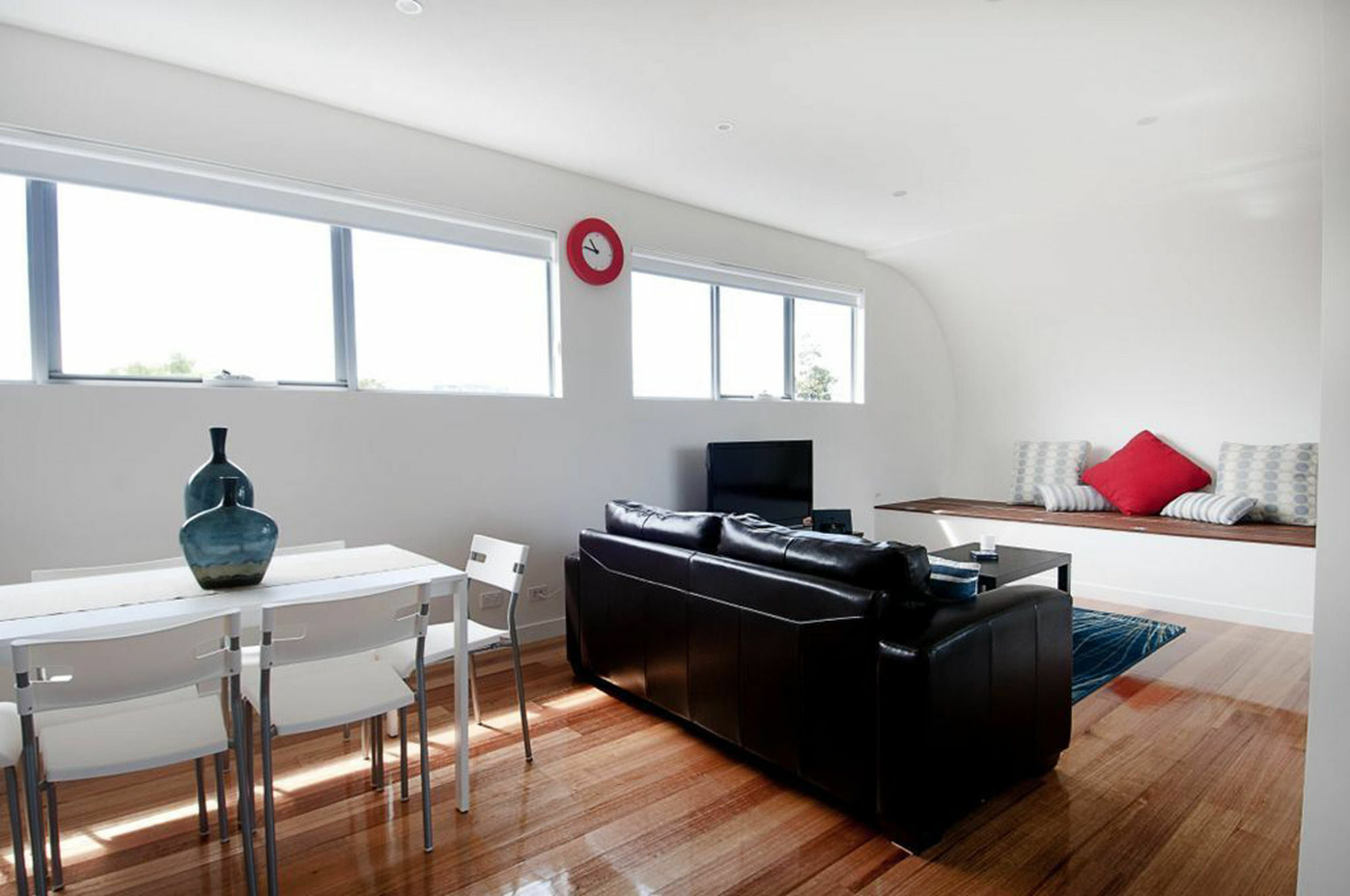Position Perfect Apartment Melbourne
