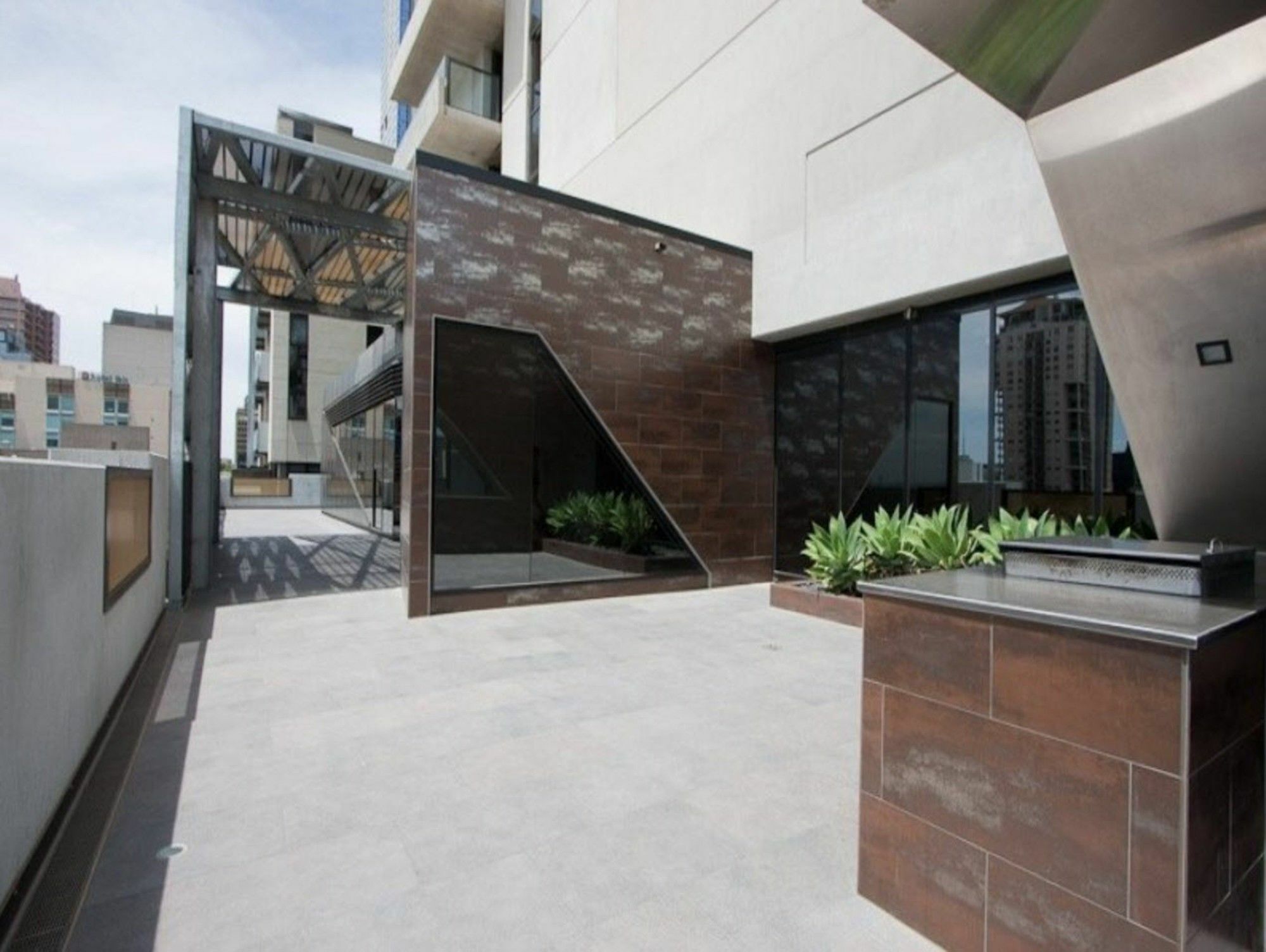 Southern Cross Serviced
