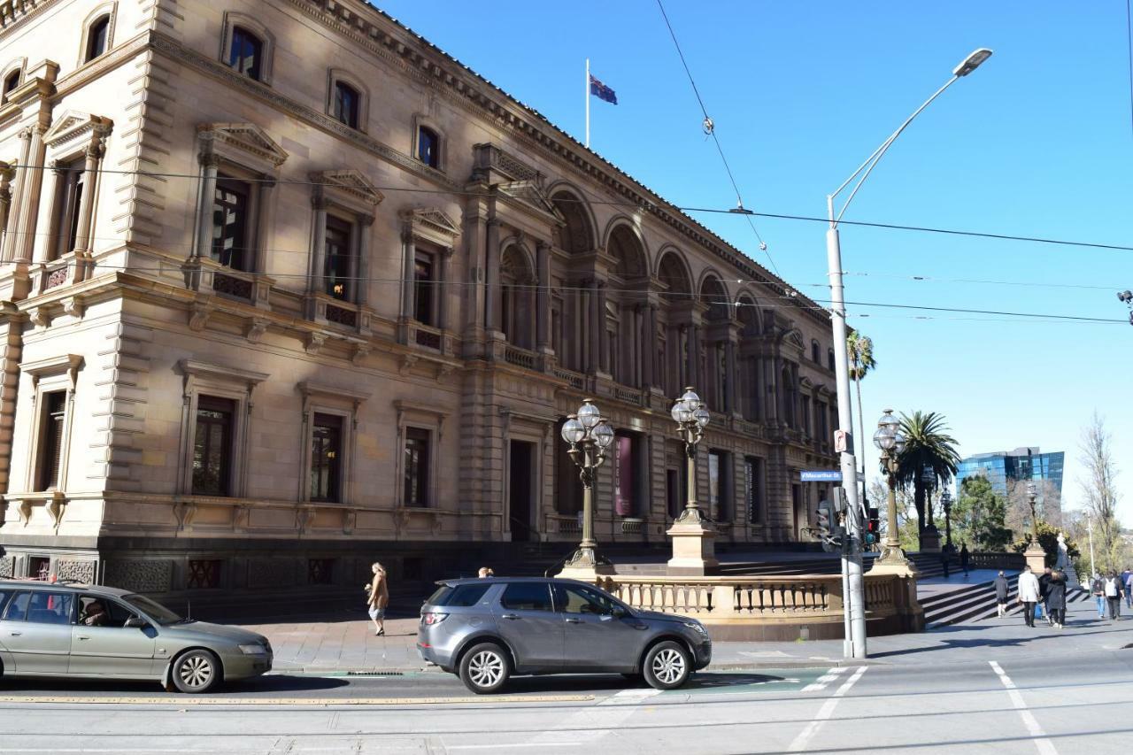 Executive Little Collins Street *