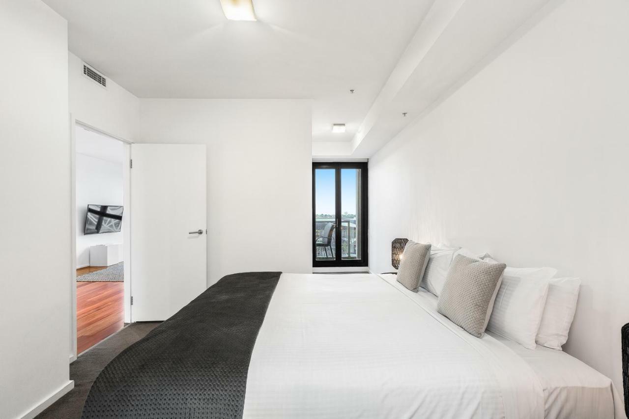 Flinders Wharf Apartment *