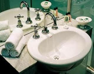 Knightsbridge 3* Melbourne