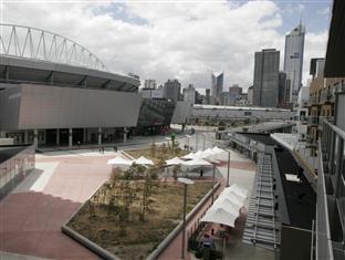 Quest Docklands Aparthotel Melbourne