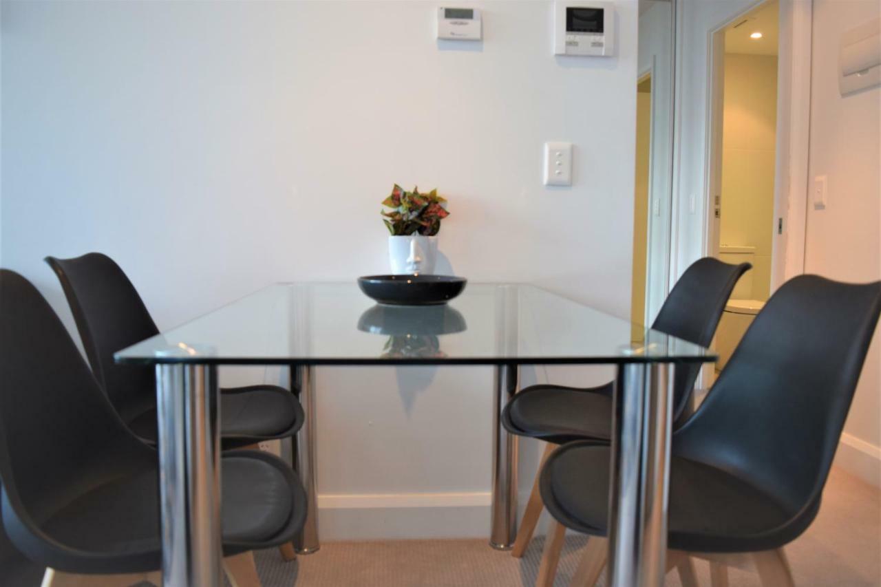 Executive Little Collins Street Apartment
