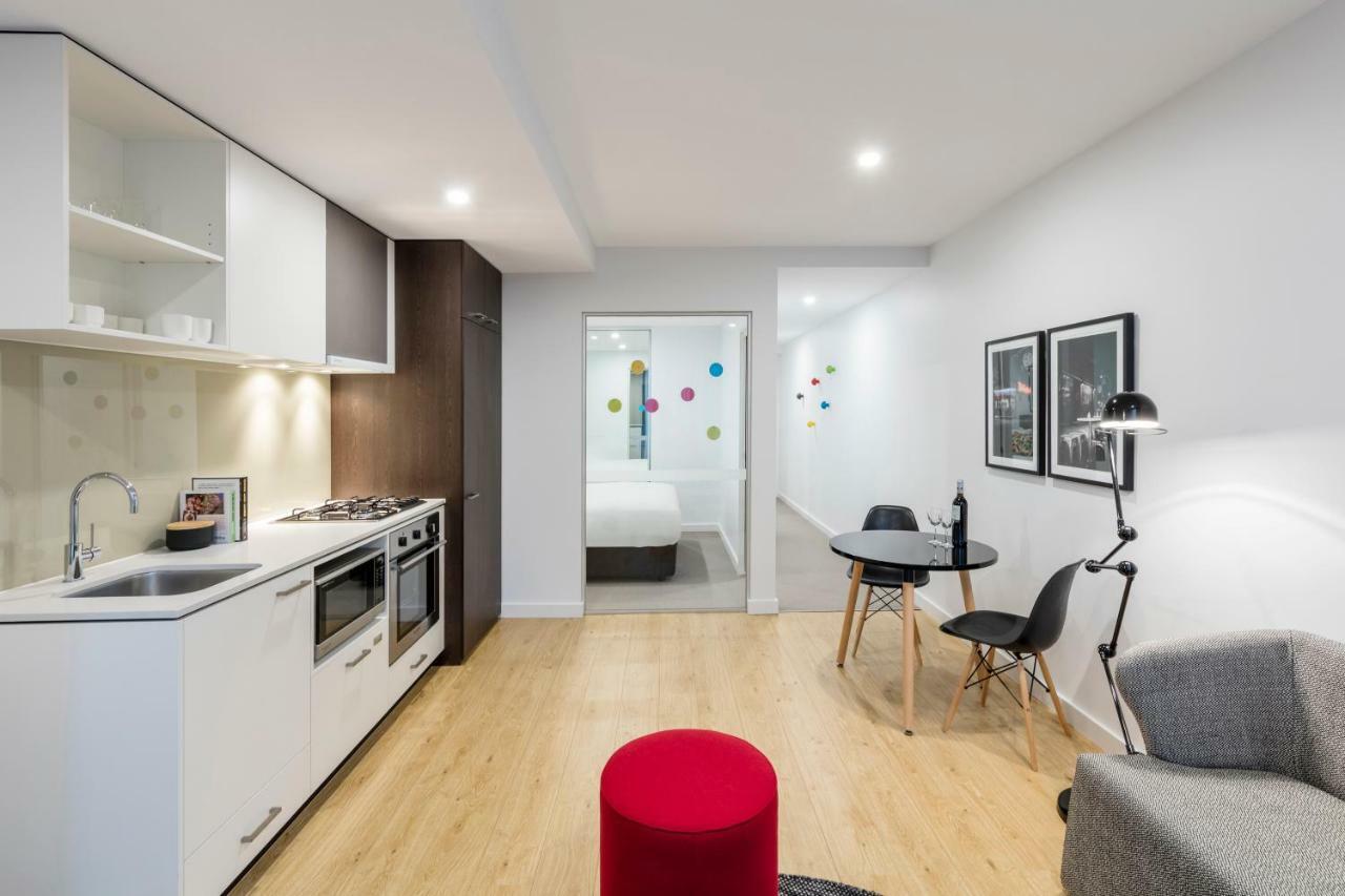 Apartment @ 57 City *
